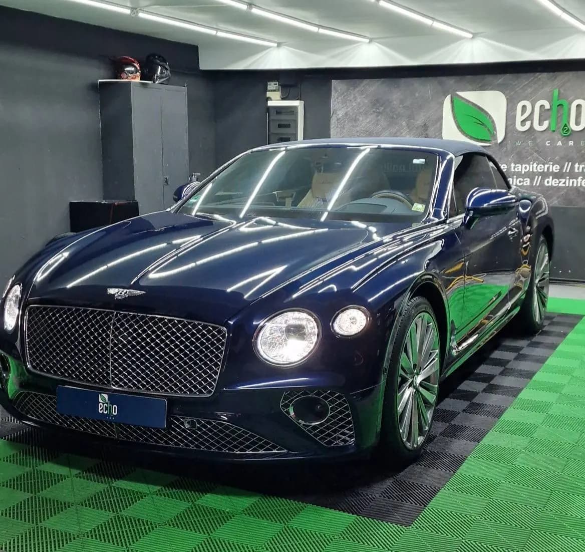 Detailing exterior Bentley — luciu lac